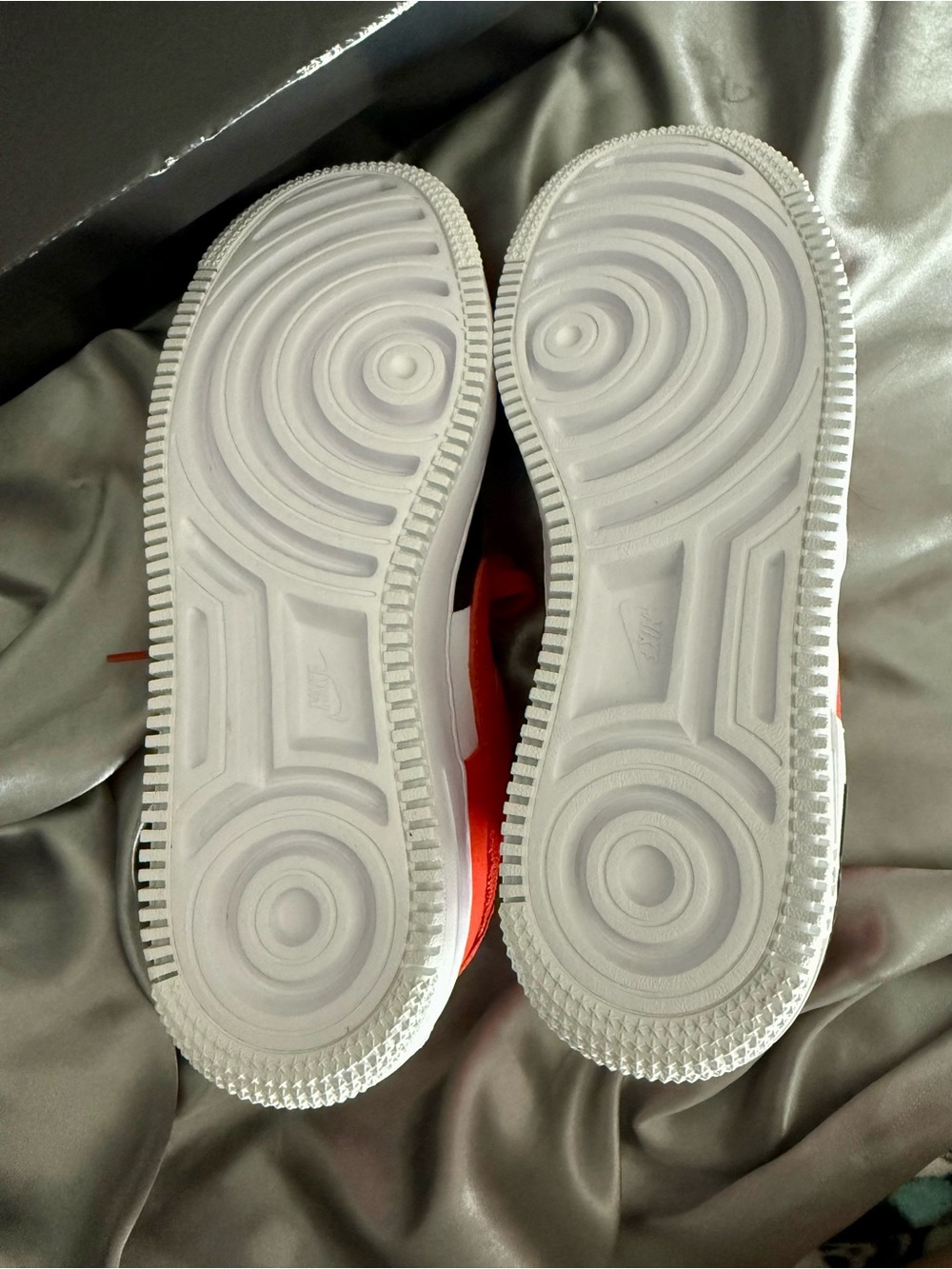 Nike Women’s Air Force 1 Shadow Low-Top Sneakers - Picture 3 of 7